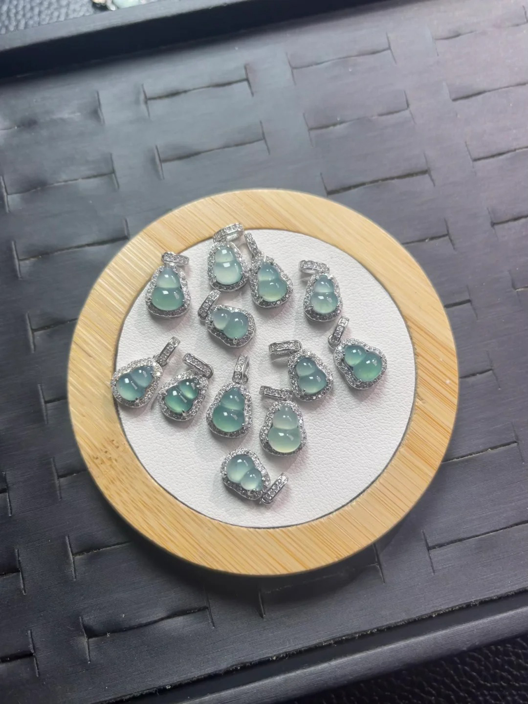 翡翠小挂件